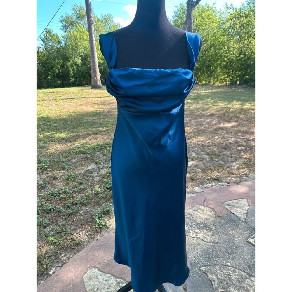 Small Snags New Fashion Nova Nylah Navy Blue Satin Midi Dress Size Large